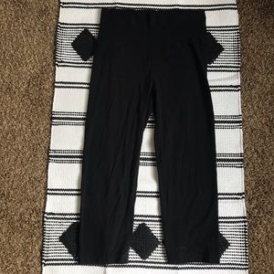 ✨FINAL PRICE✨Charlotte Russe Midrise Crop Leggings